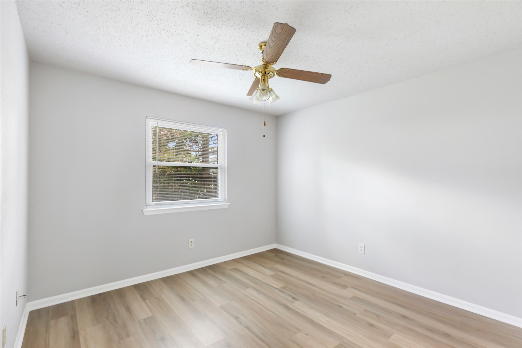 23219 Dew Wood Lane Property Photo 16
