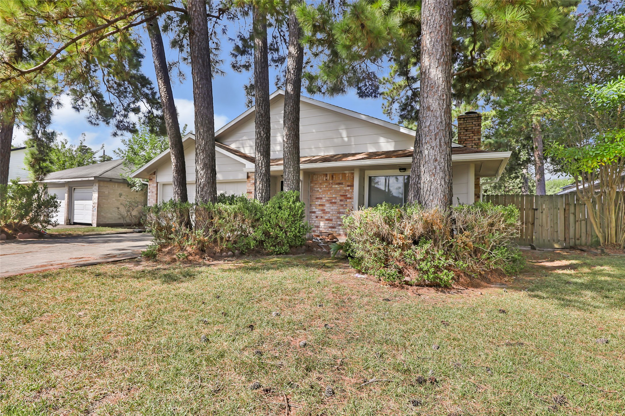 23219 Dew Wood Lane Property Photo 26