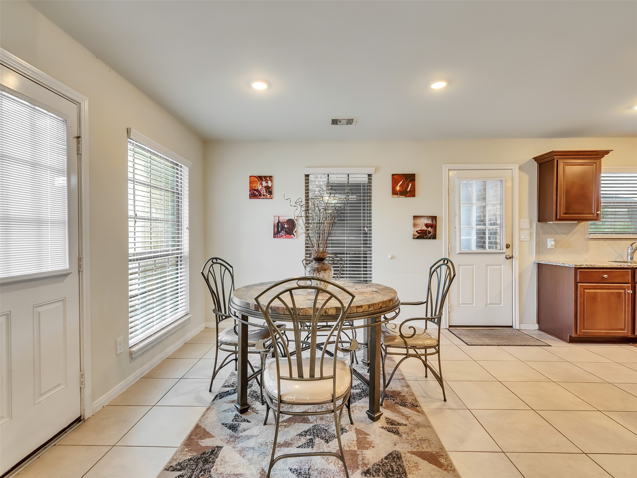6514 Marble Falls Lane Property Photo 14