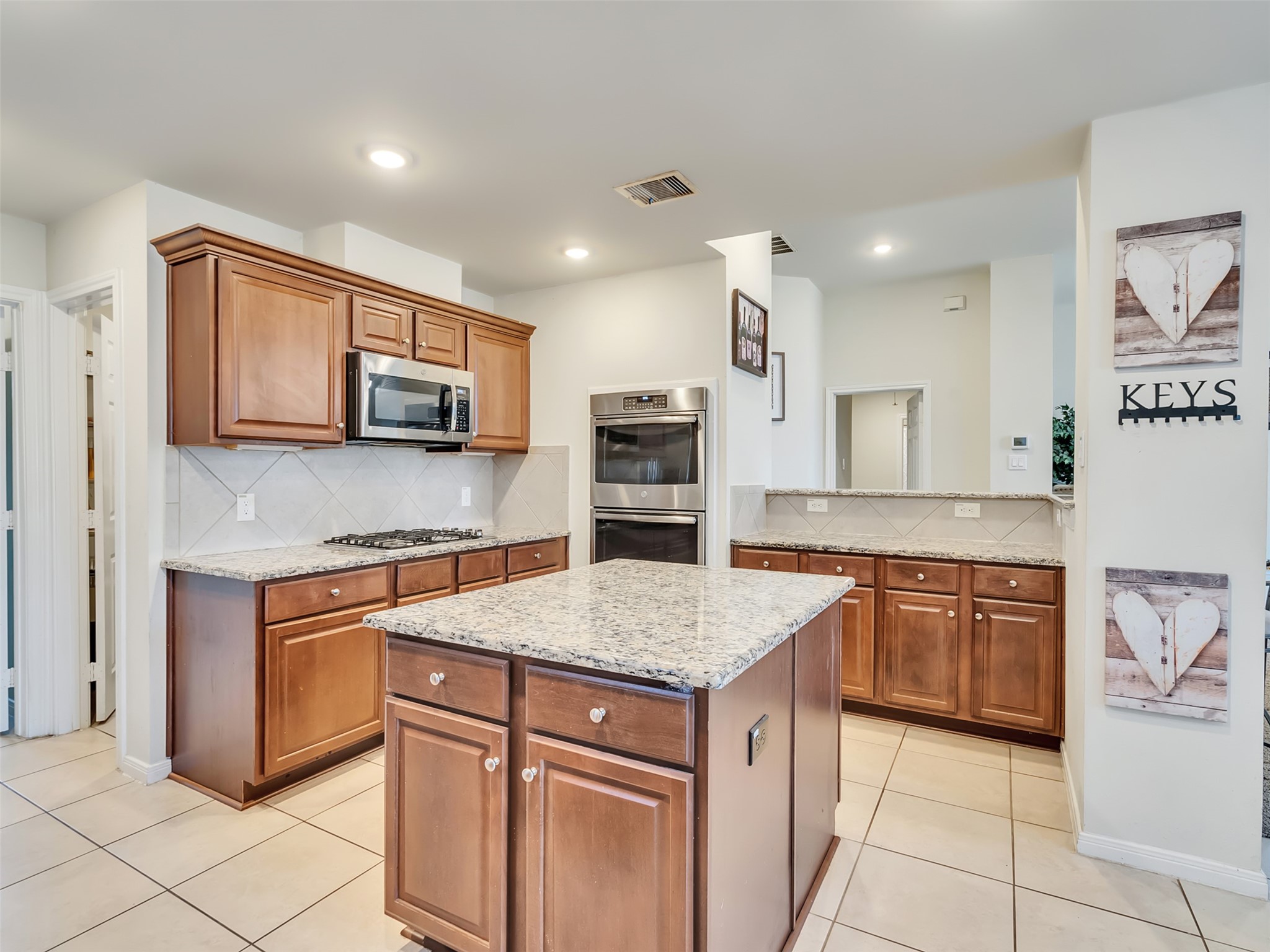 6514 Marble Falls Lane Property Photo 19