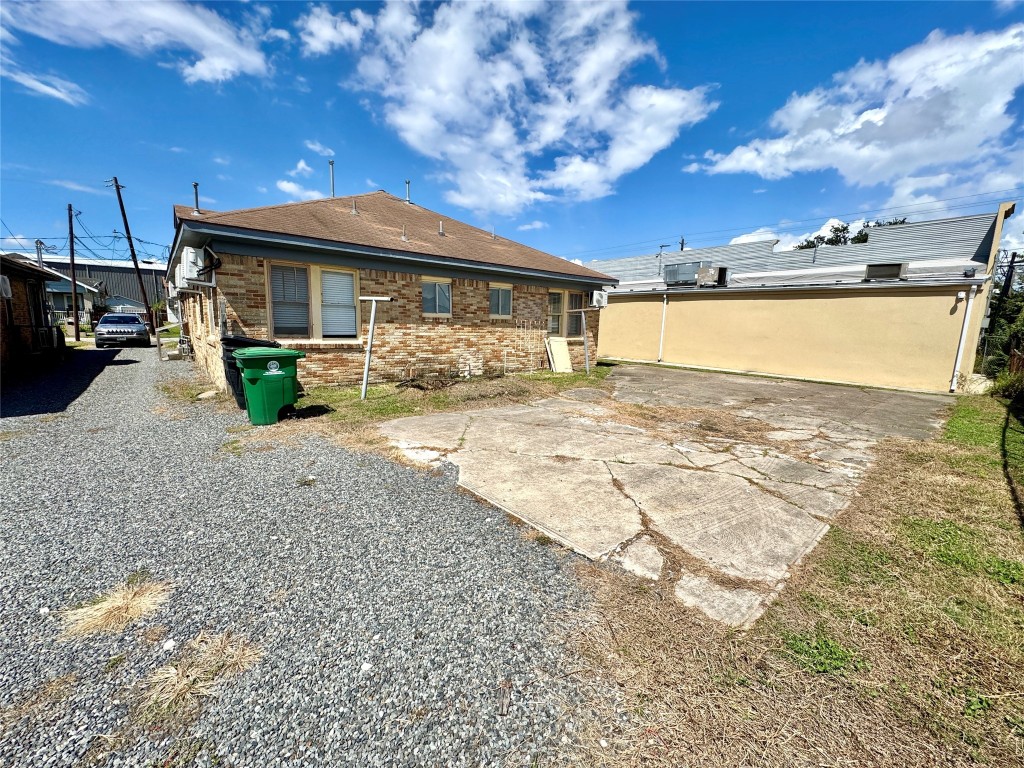 5 Hunt Street Property Photo 13