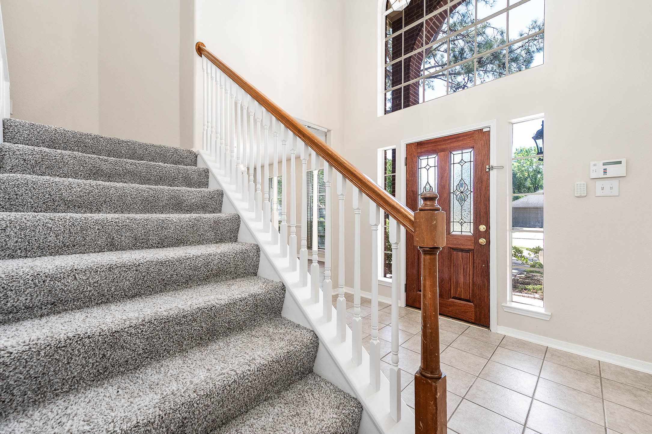 7902 Feather Springs Property Photo 6