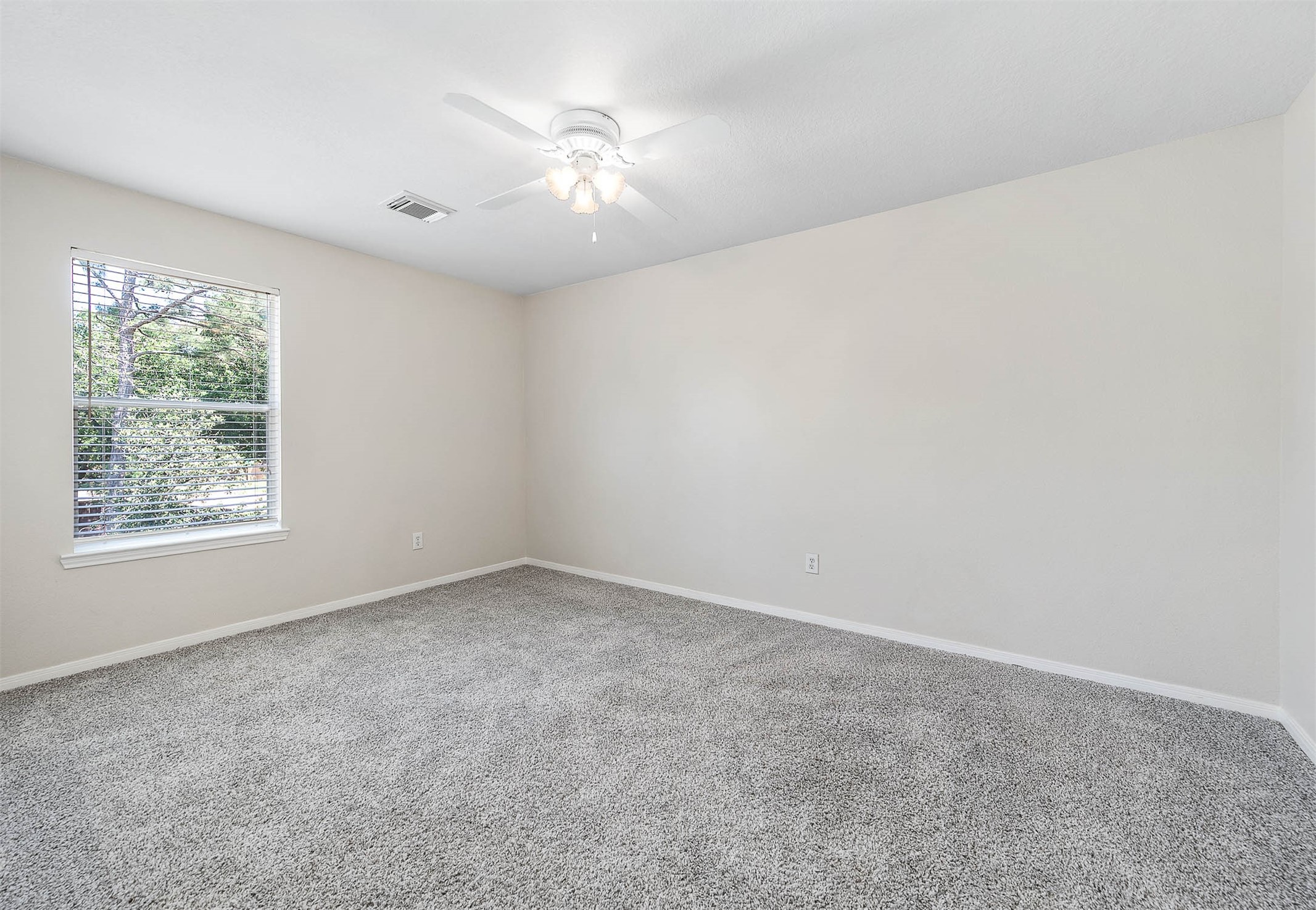 7902 Feather Springs Property Photo 31