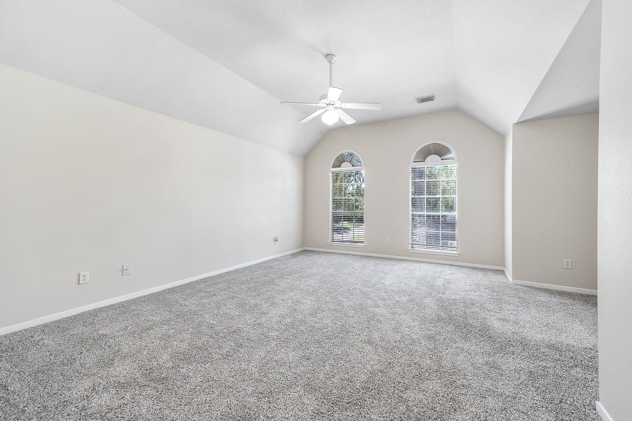 7902 Feather Springs Property Photo 32