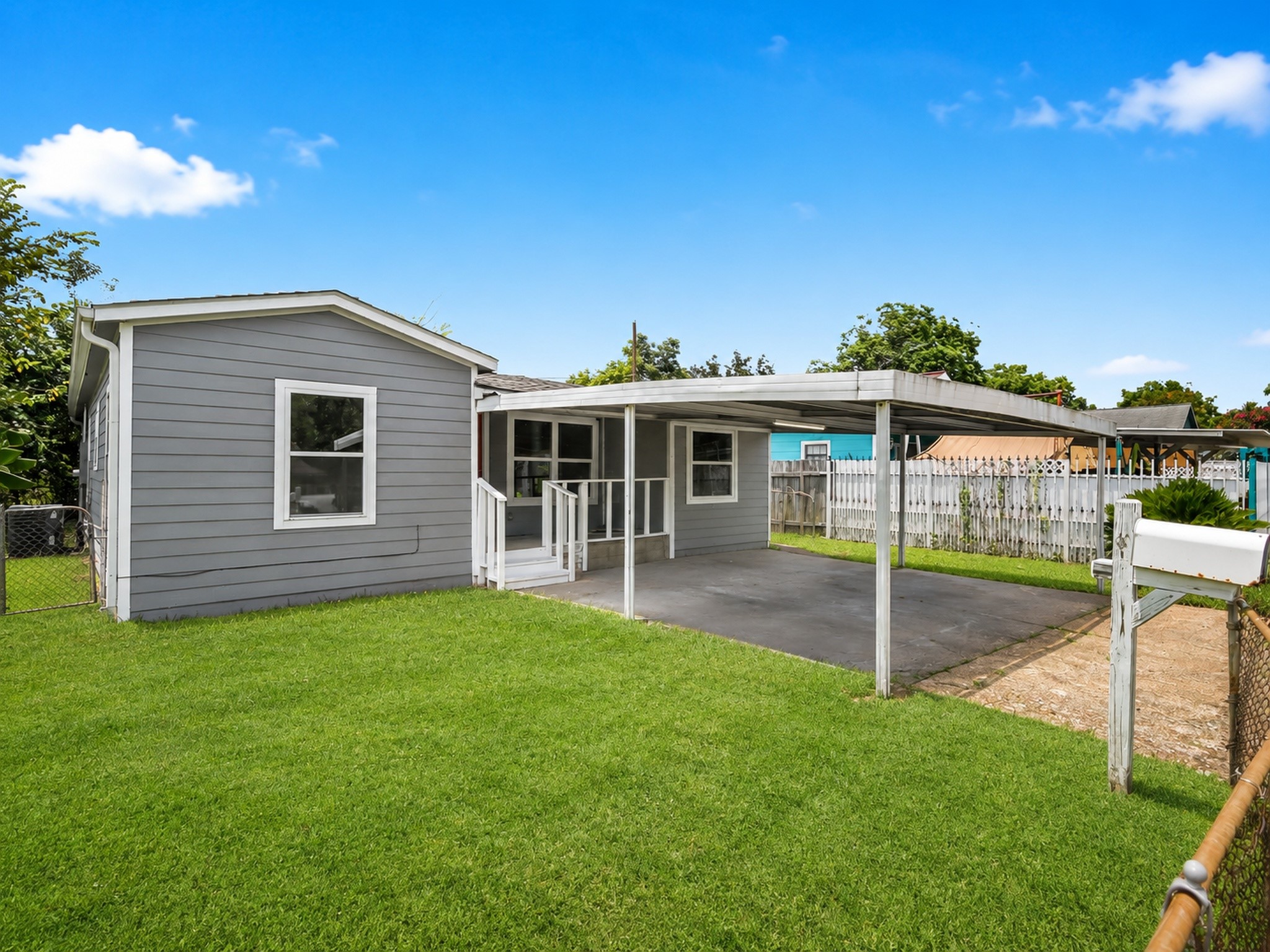 10430 Wiggins Street Property Photo 1