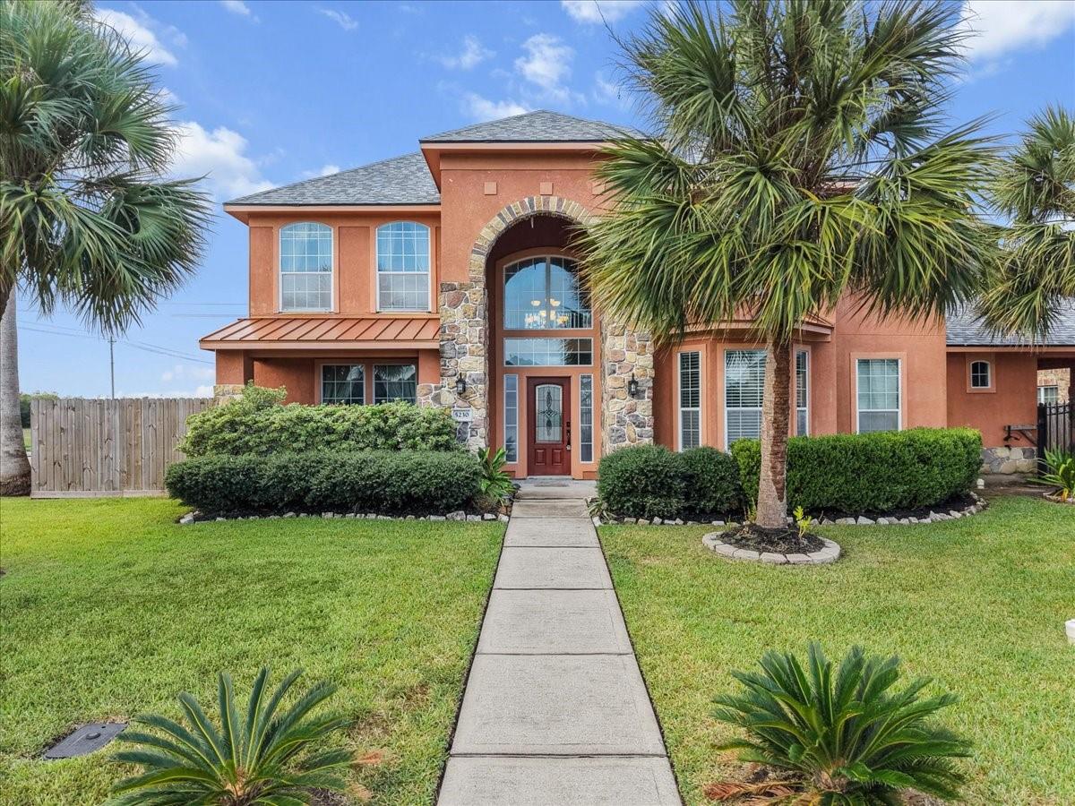 5230 Lagoon Court Property Photo 3