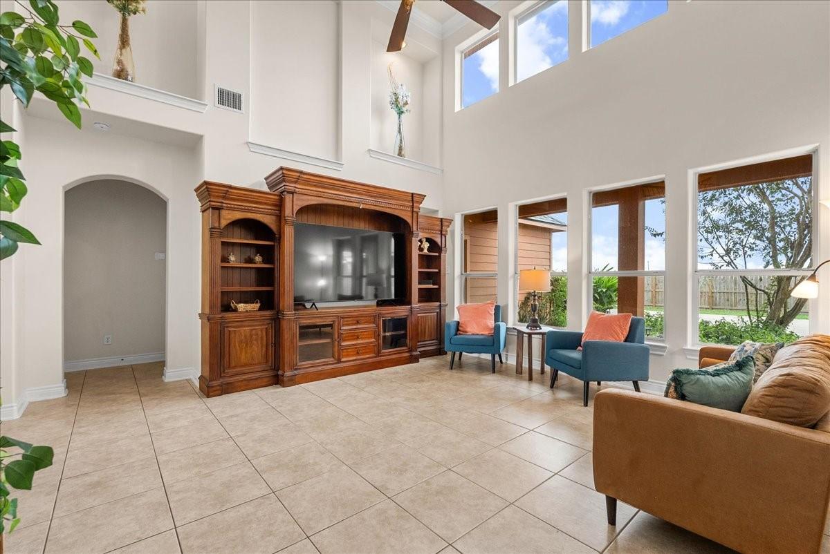 5230 Lagoon Court Property Photo 14