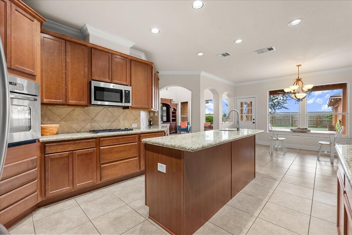 5230 Lagoon Court, Bacliff Tx 77518 Property Photo 22
