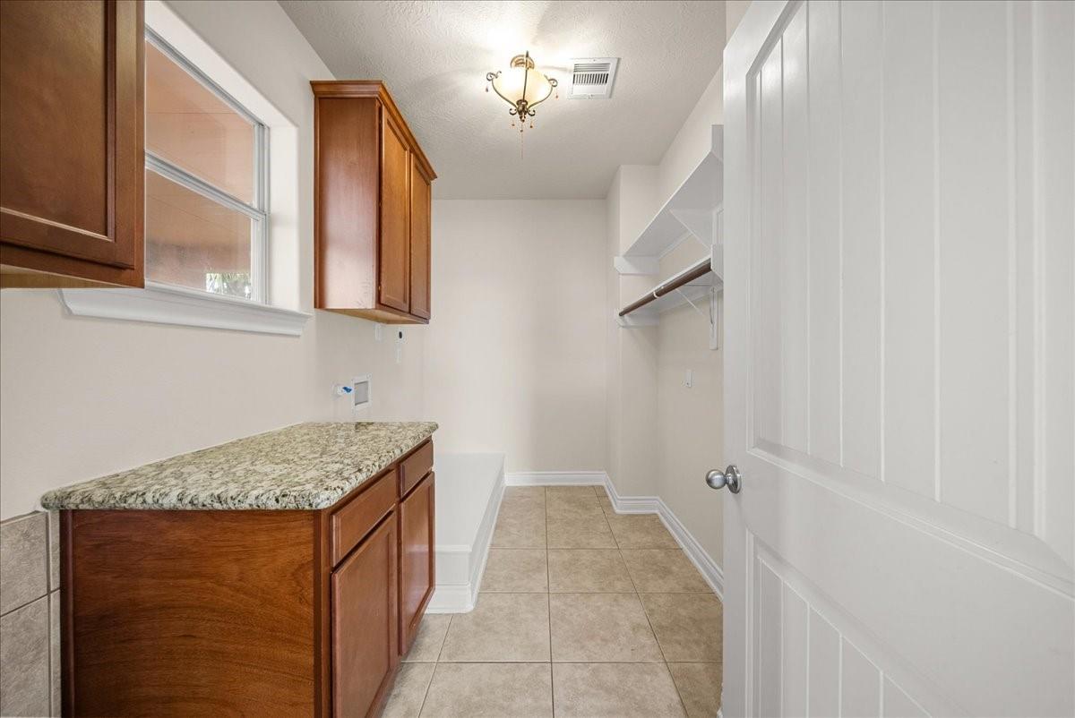 5230 Lagoon Court Property Photo 23