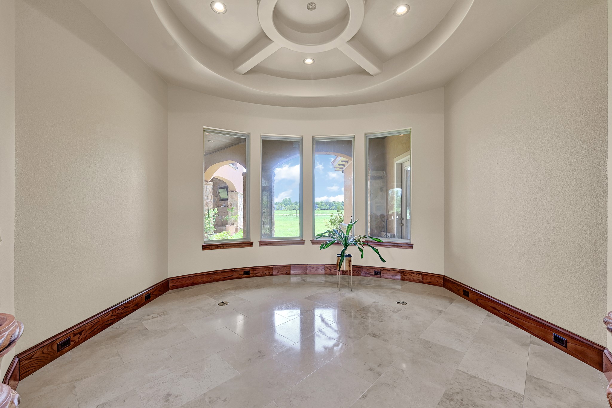 903 Chenango Ranch Drive Property Photo 8