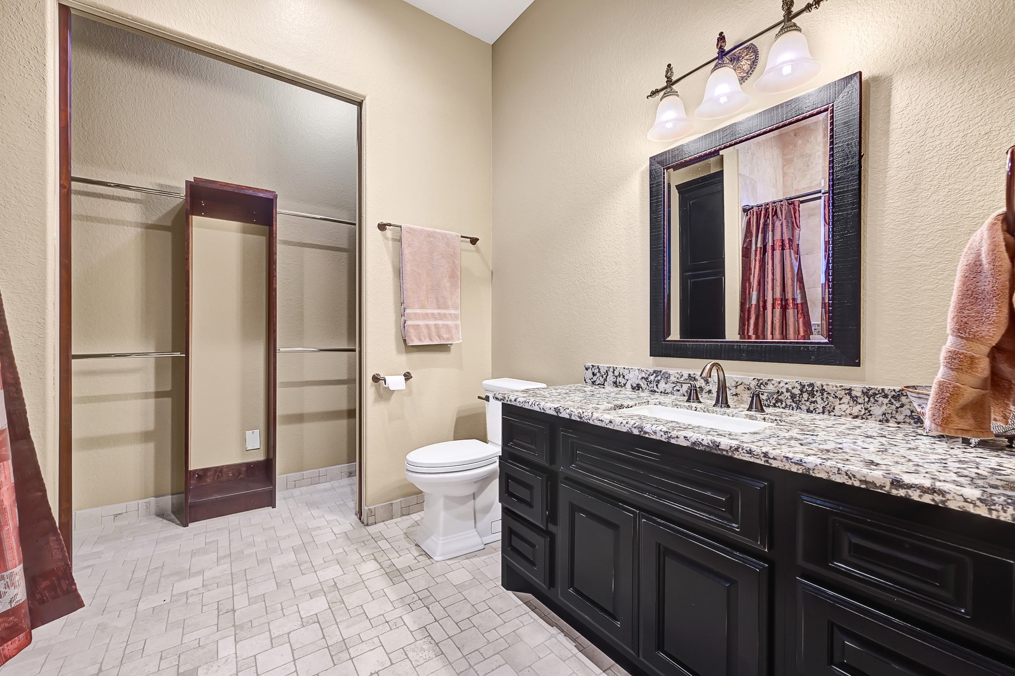 903 Chenango Ranch Drive Property Photo 37