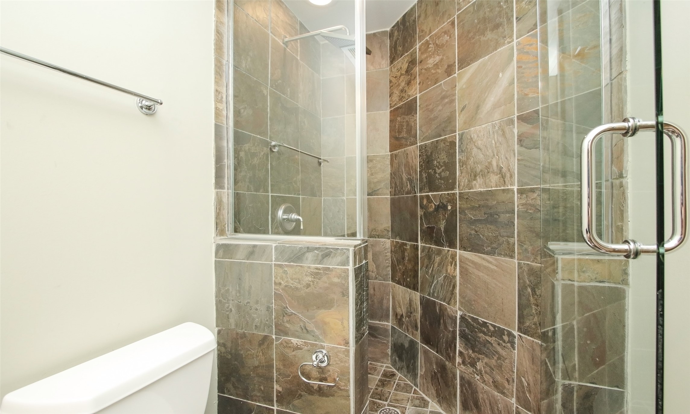 711 Main Street 505 Property Photo 27