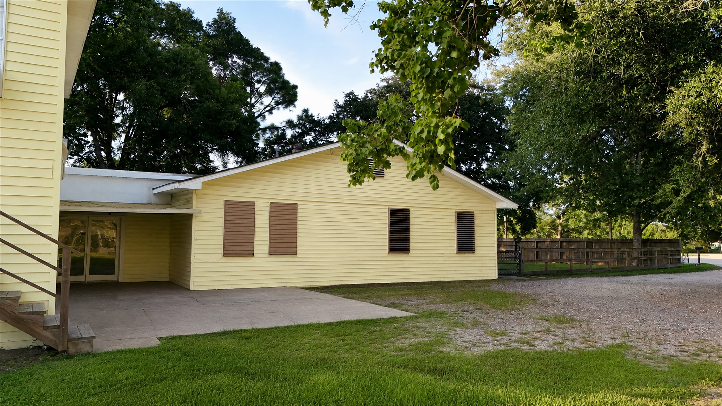 4406 Fm-646 Property Photo 18