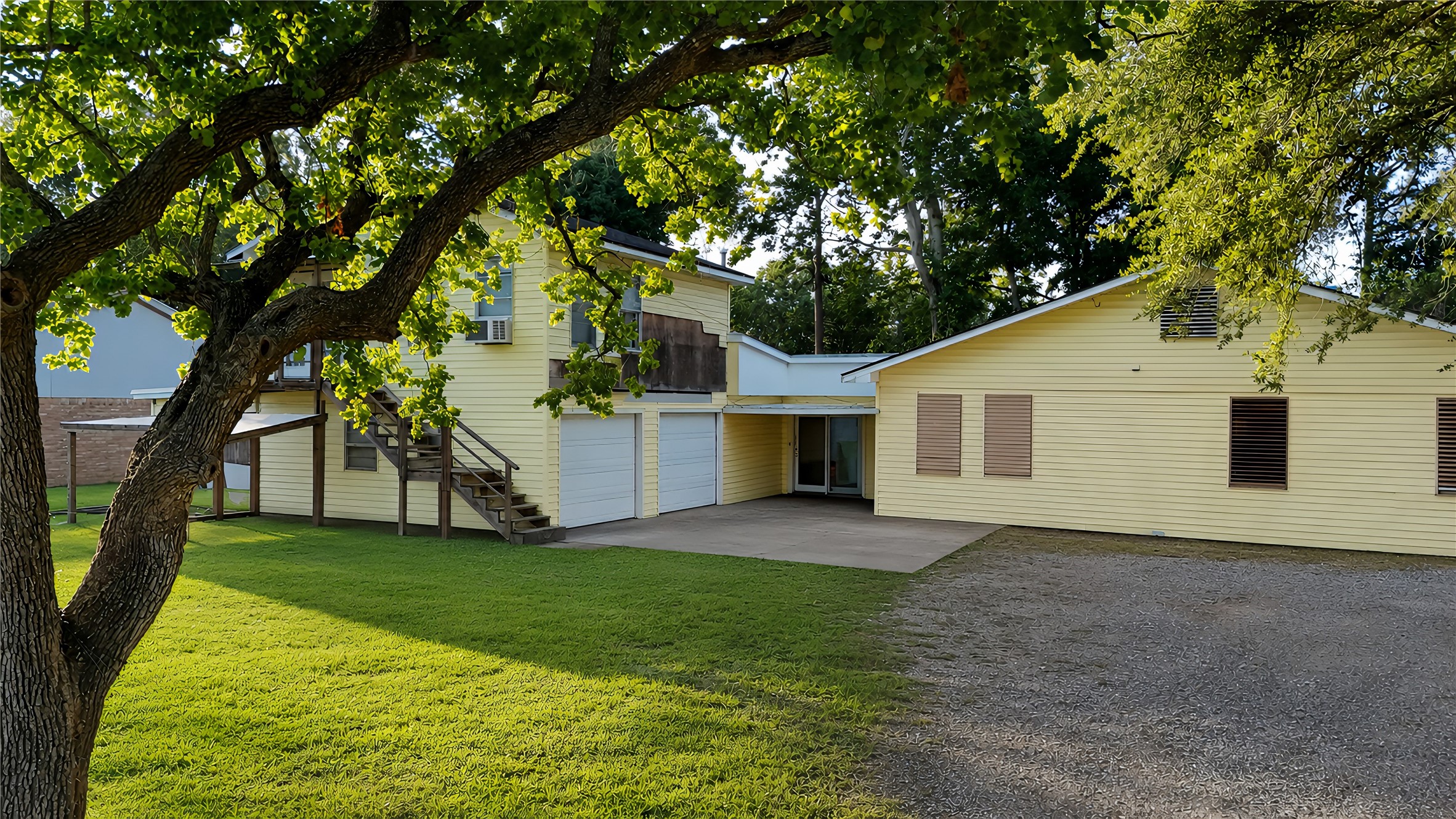 4406 Fm-646 Property Photo 21