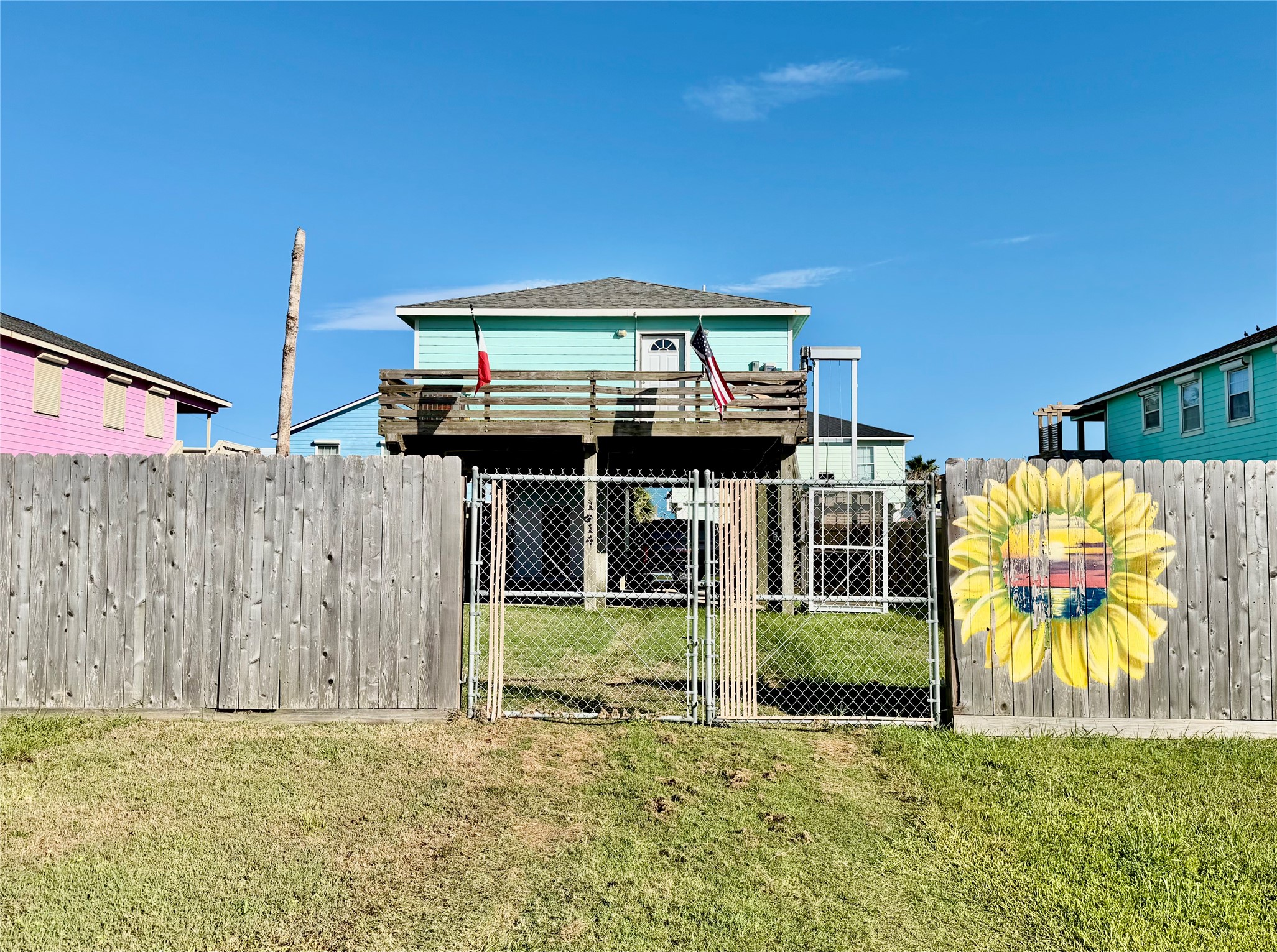 1814 Blue Water Highway Property Photo 1