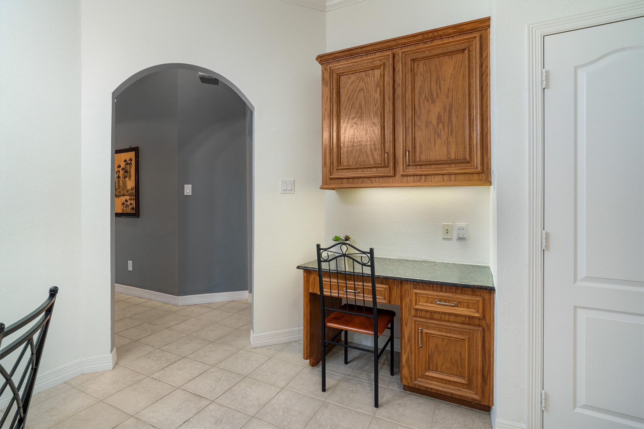 2429 Baycrest Drive Property Photo 12