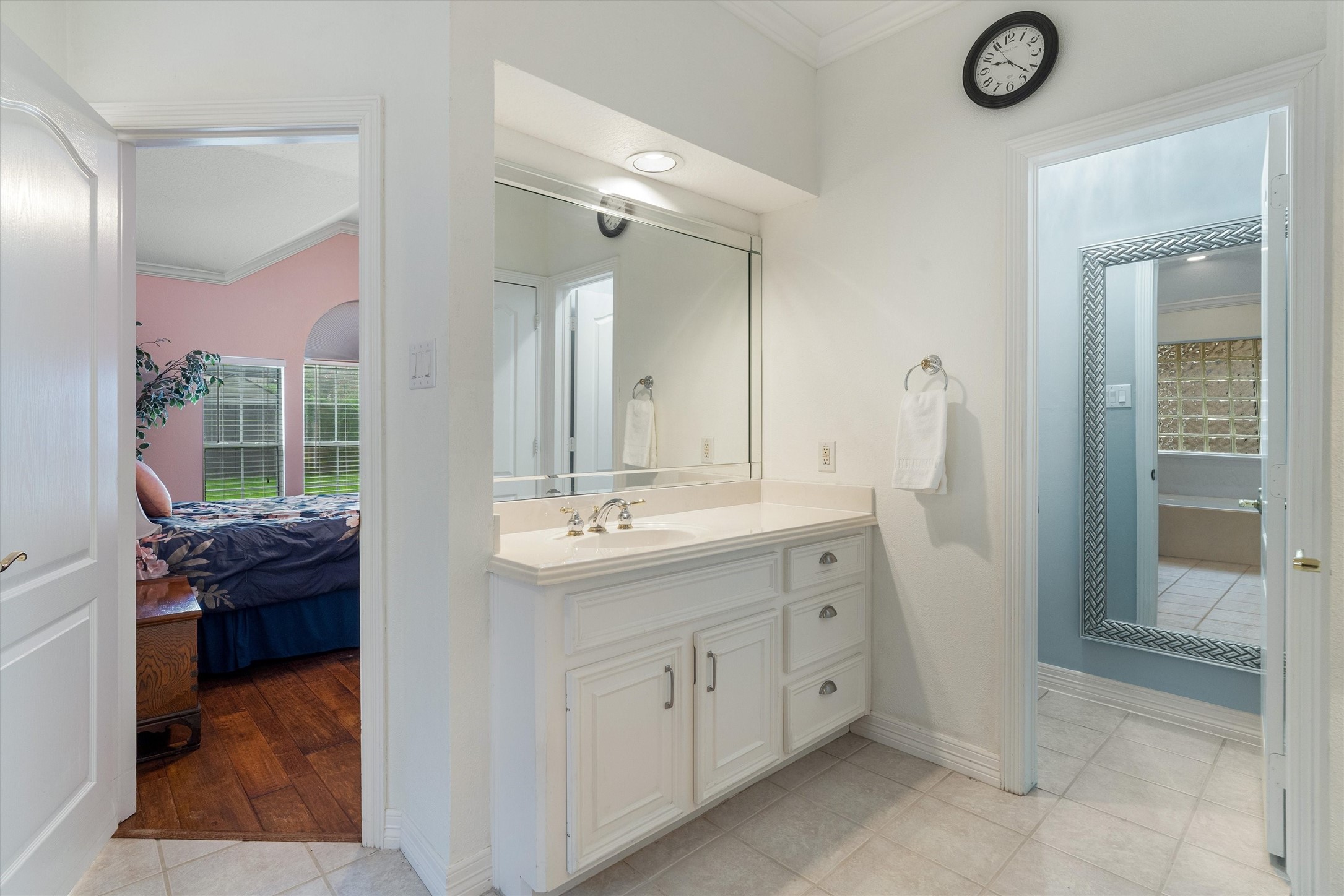 2429 Baycrest Drive Property Photo 20