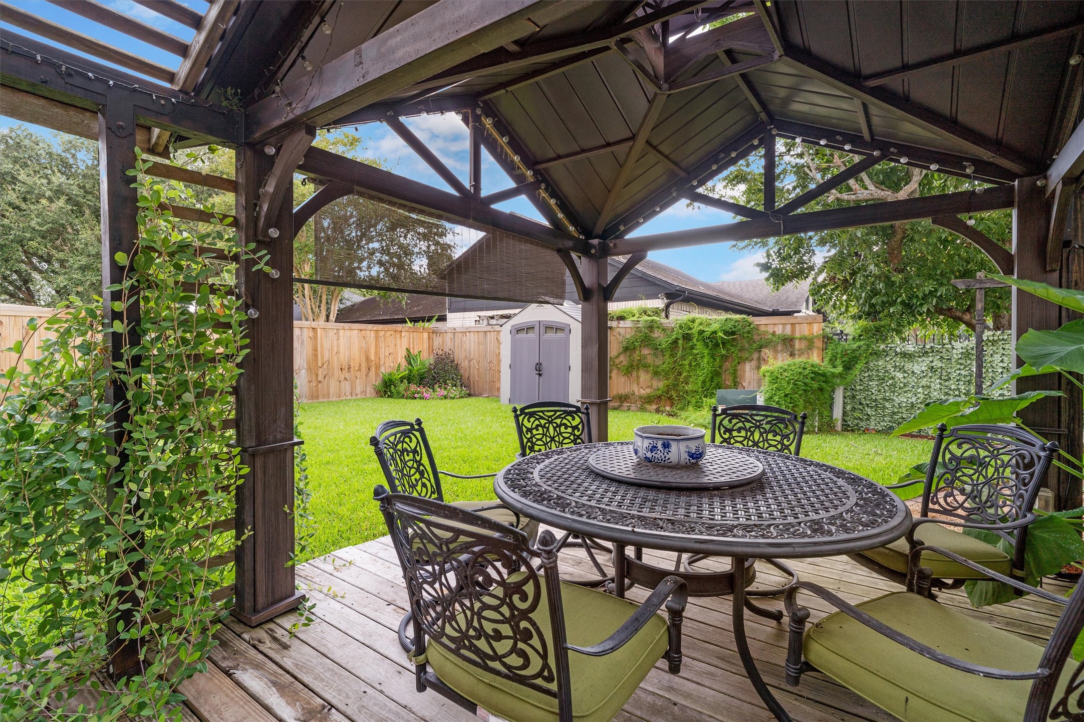 2429 Baycrest Drive Property Photo 27