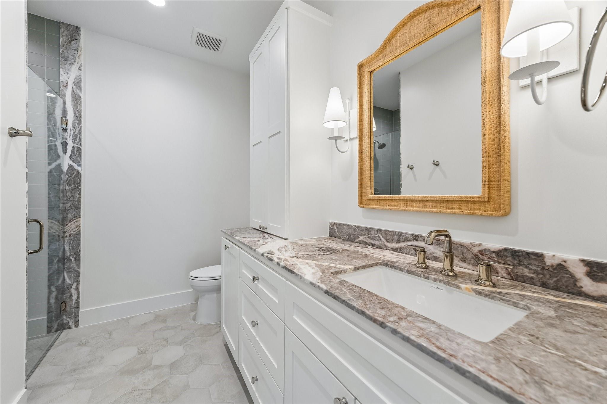1714 Viking Drive Property Photo 22