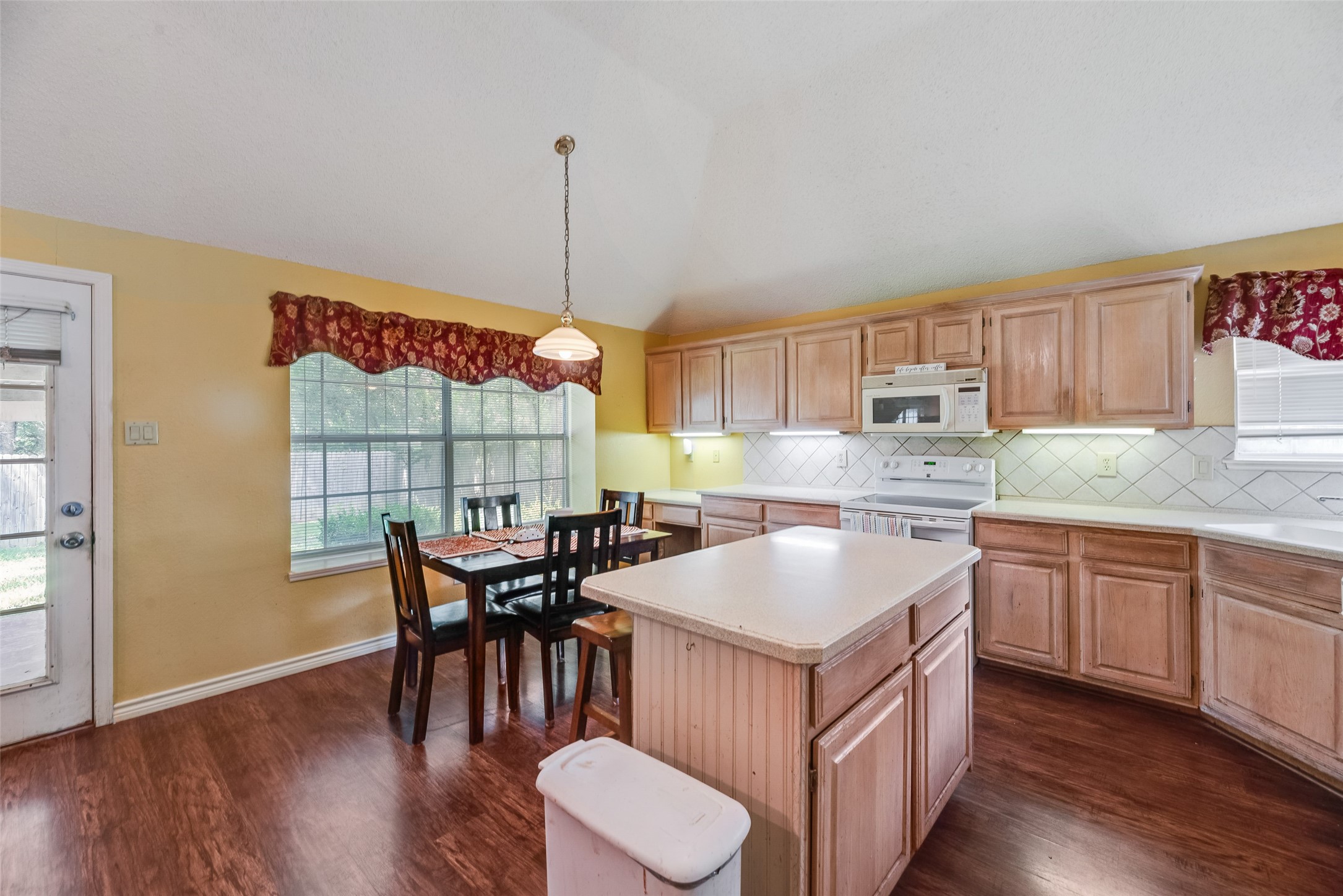 2017 Spring Mills Road Property Photo 9
