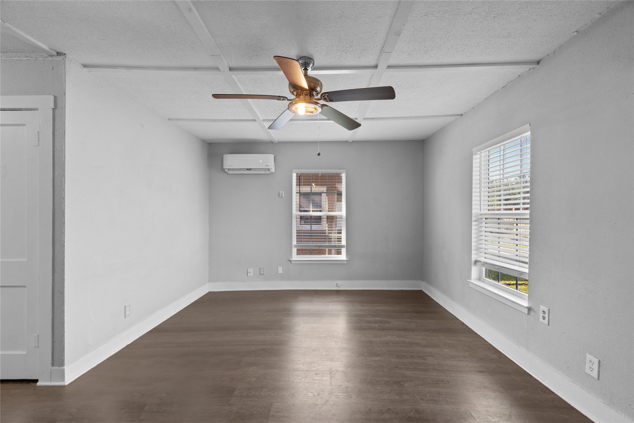 4808 35th Street E Property Photo 4