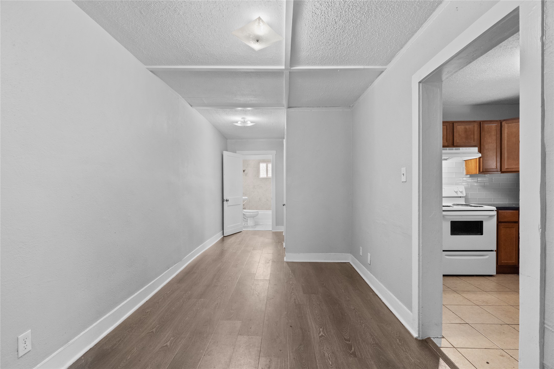 4808 35th Street E Property Photo 6