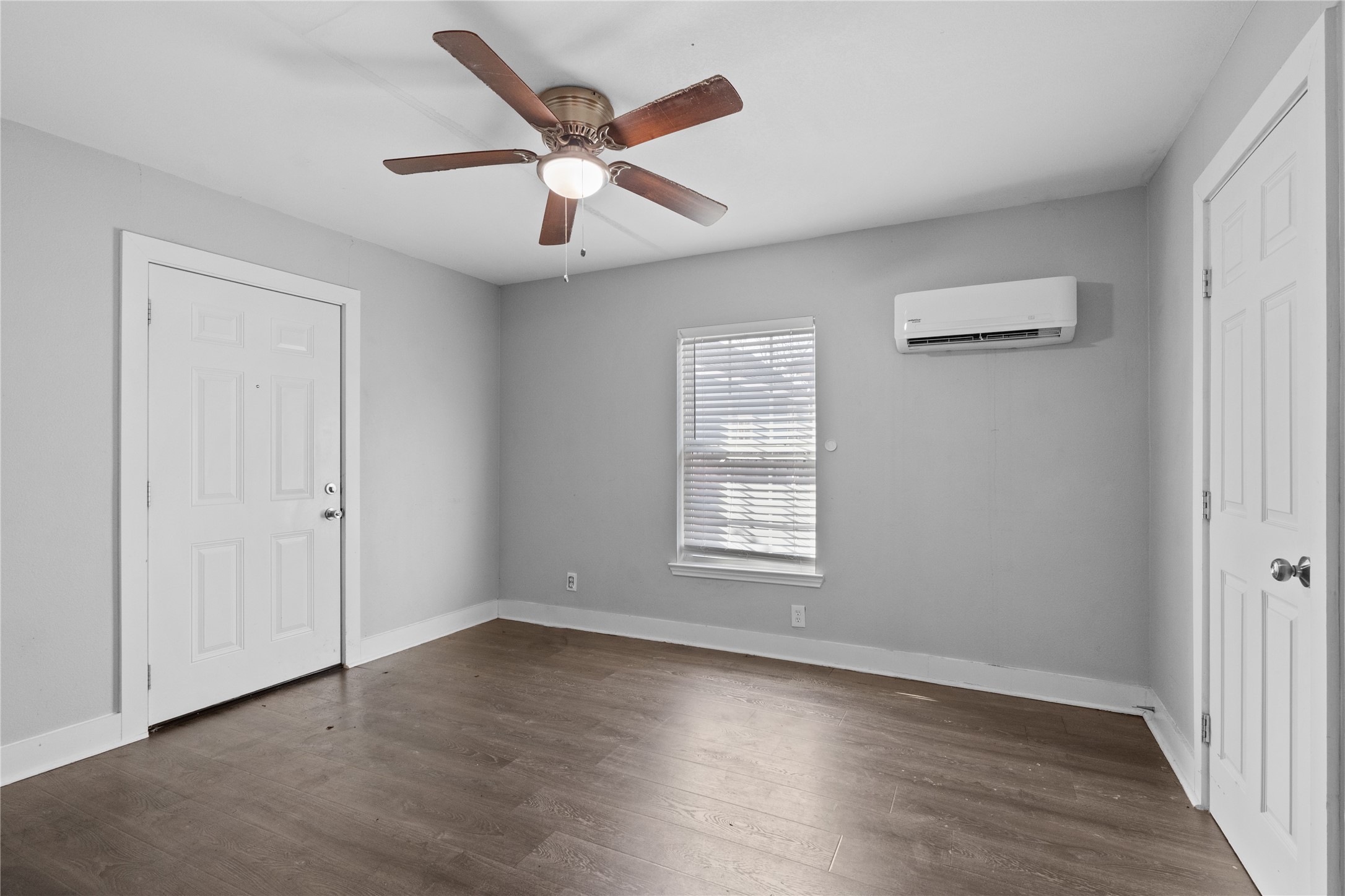 4808 35th Street E Property Photo 10