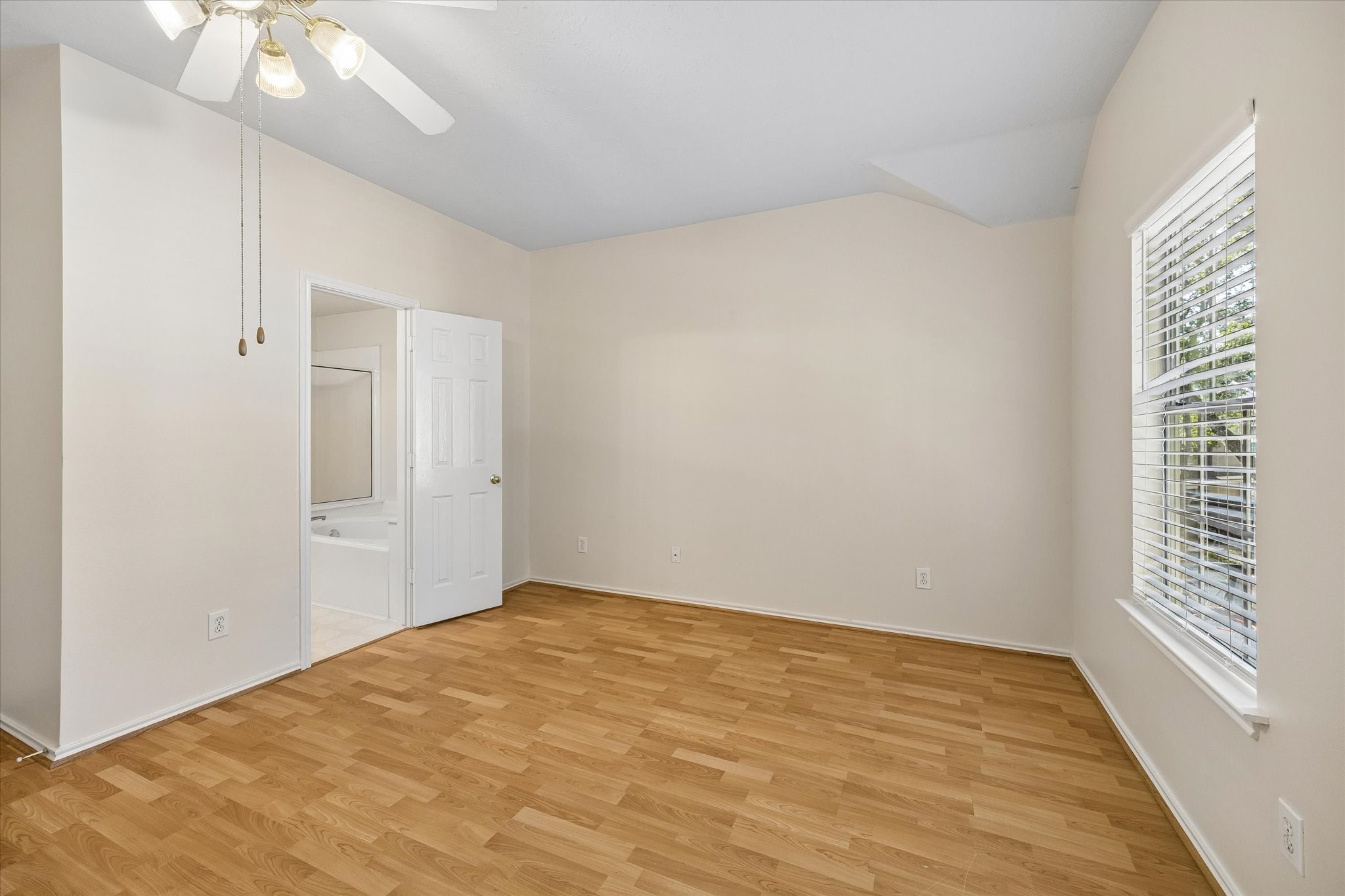 139 Anise Tree Place Property Photo 13