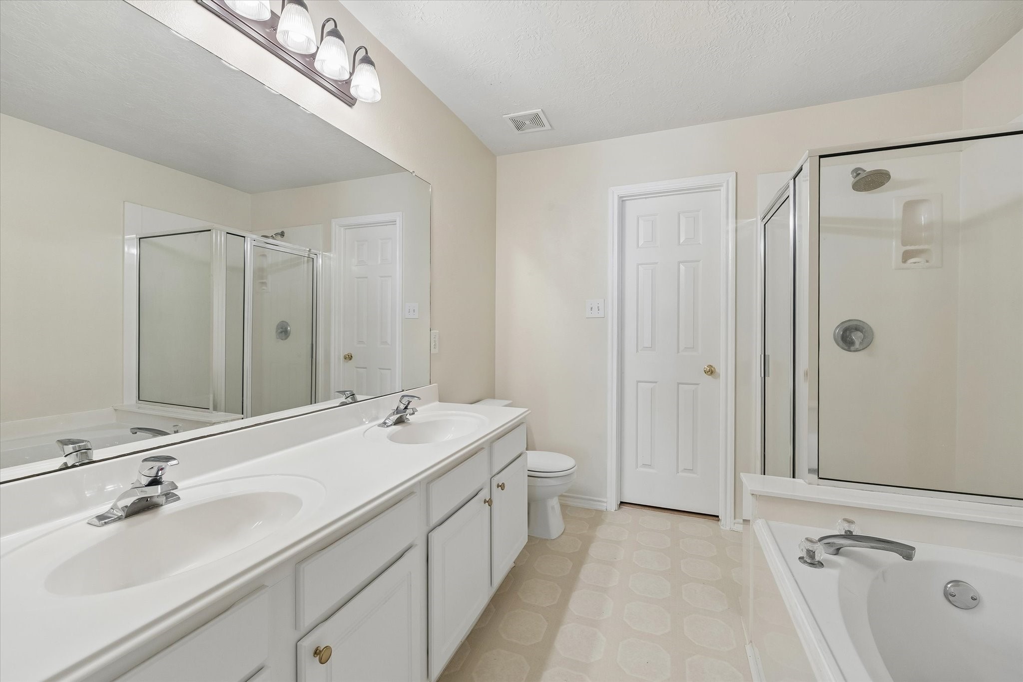 139 Anise Tree Place Property Photo 14