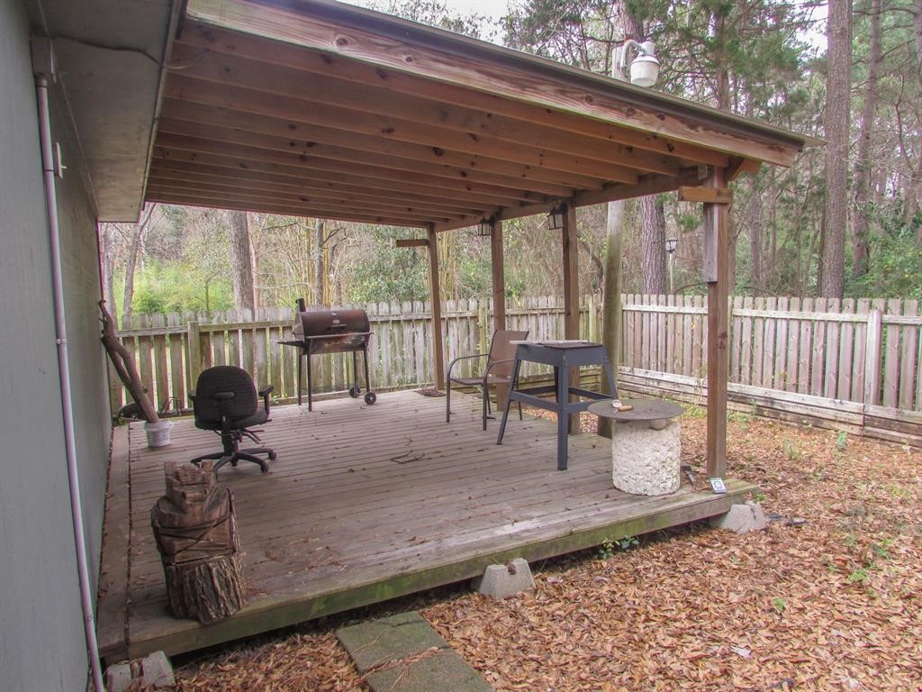 600 Normal Park B Property Photo 3
