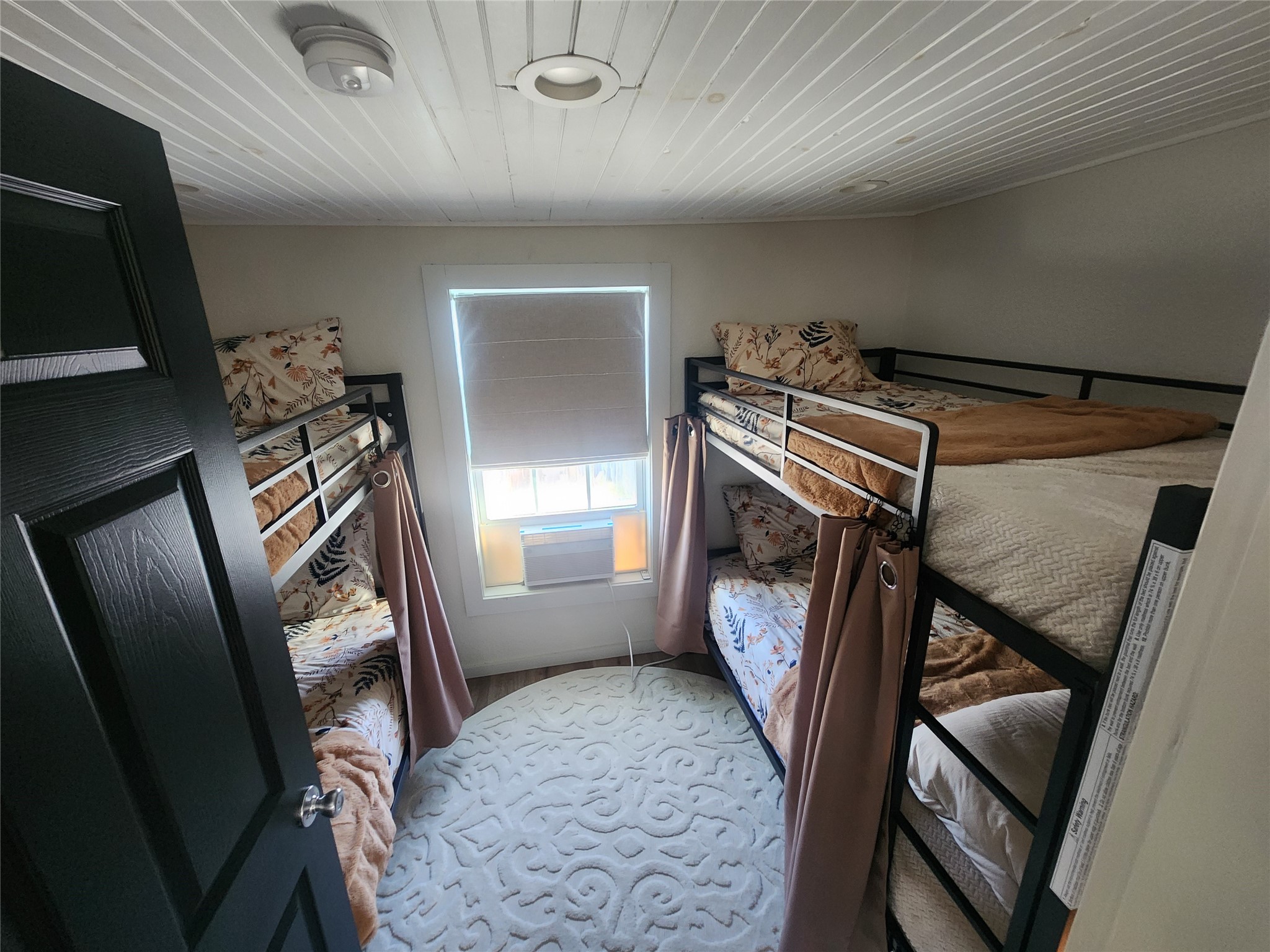 1061 N Sage Road Property Photo 5