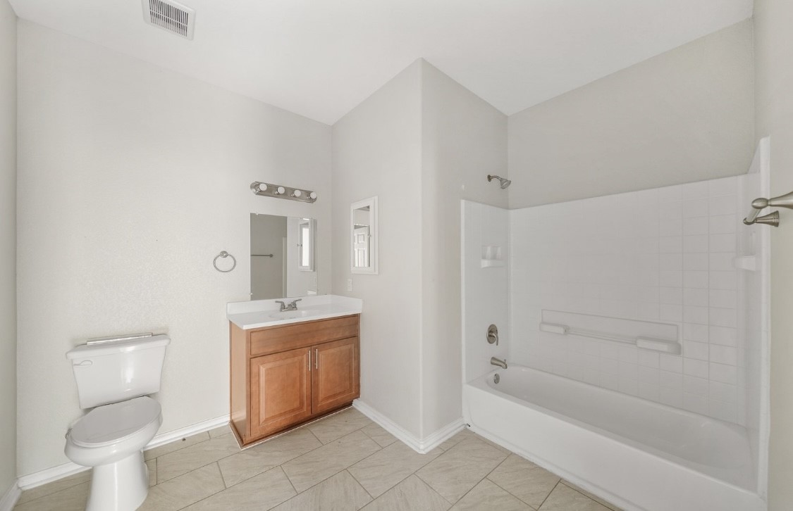 786 & 788 County Road 6763 Property Photo 9