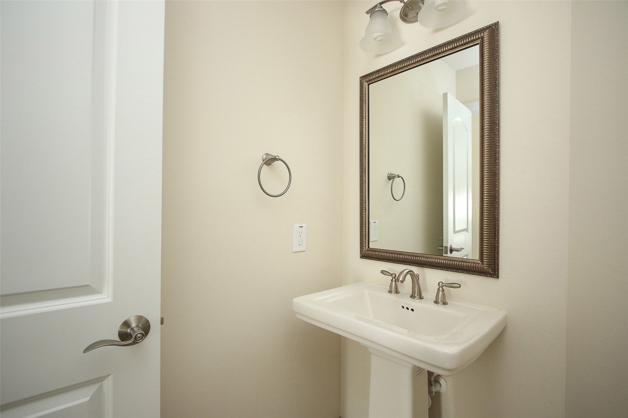 34 Estherwood Place Property Photo 27