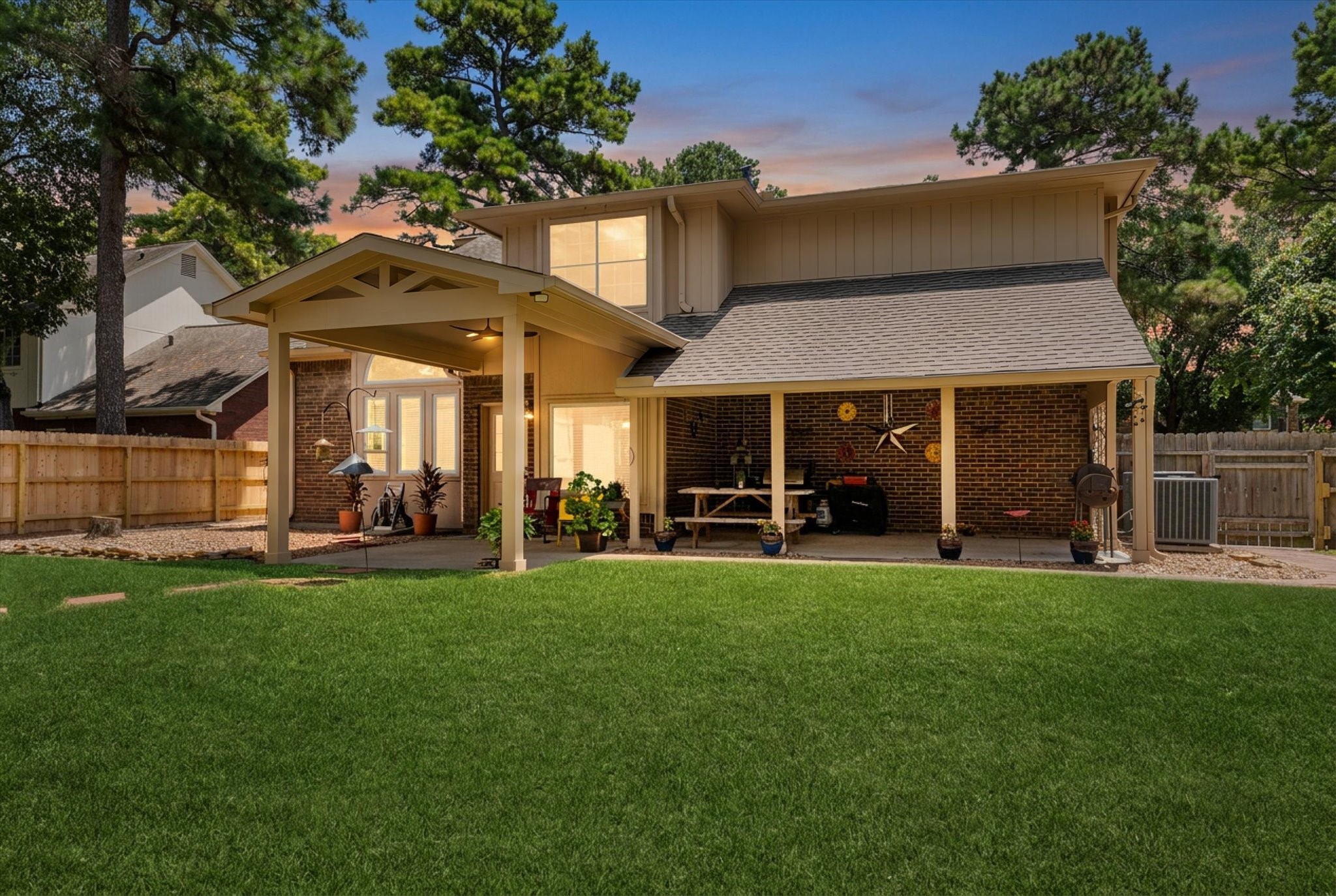16314 Avenplace Road Property Photo 3
