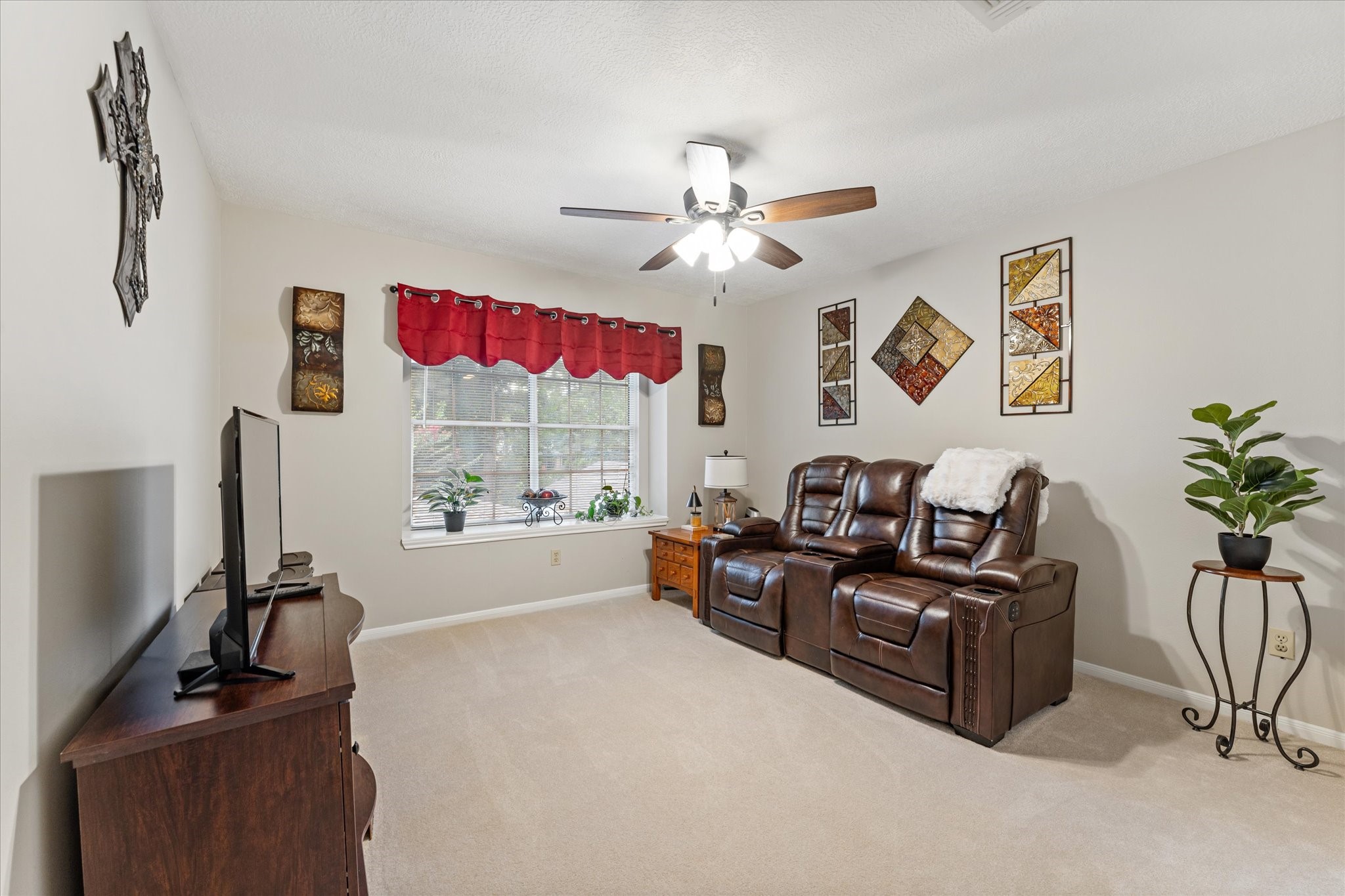 16314 Avenplace Road Property Photo 32