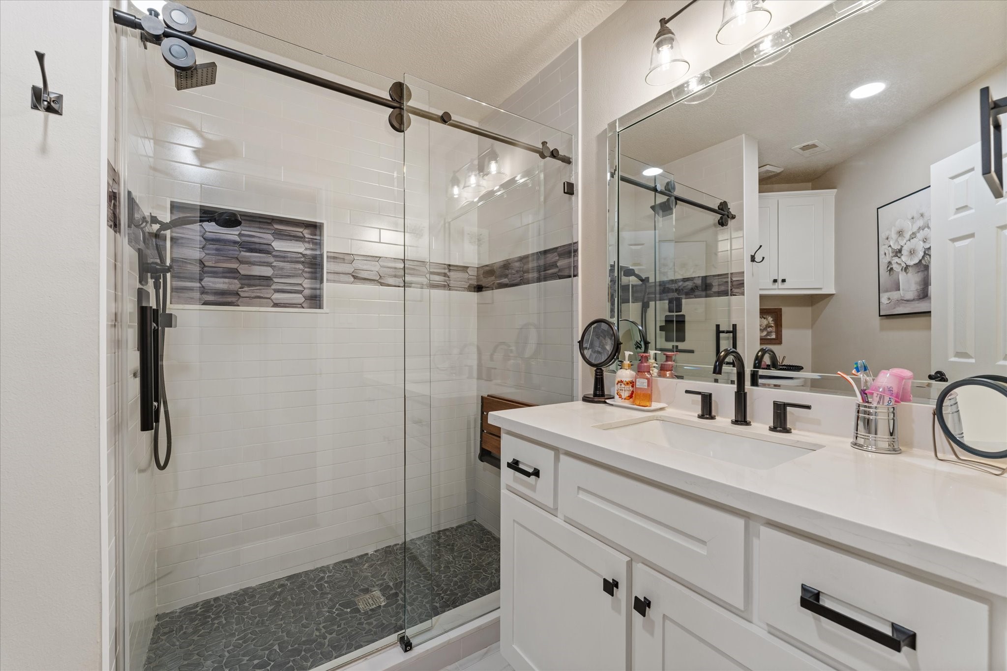 16314 Avenplace Road Property Photo 36