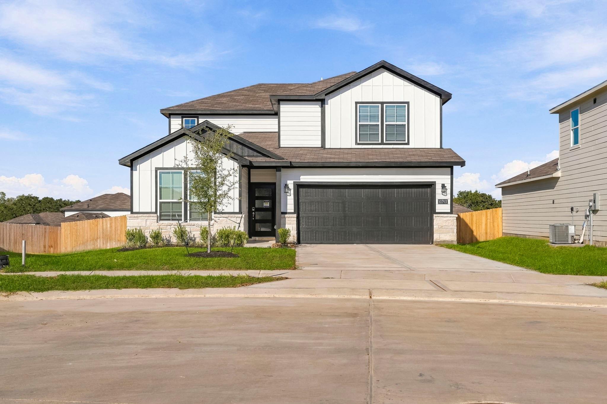 10703 Aston Court, Bryan Tx 77845 Property Photo 1