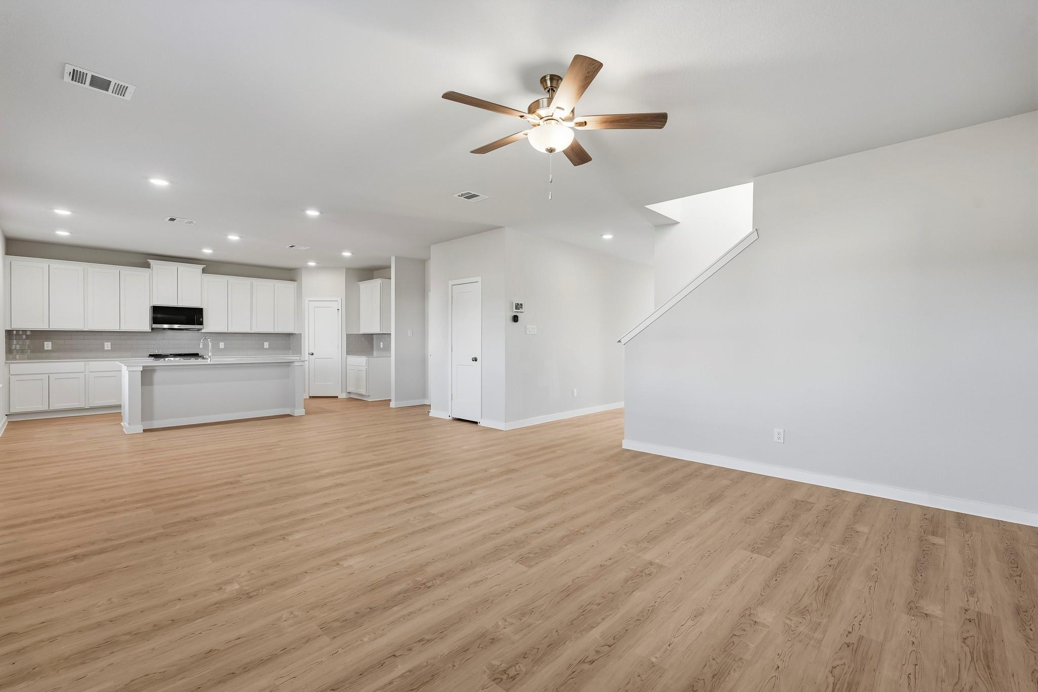 10703 Aston Court, Bryan Tx 77845 Property Photo 10