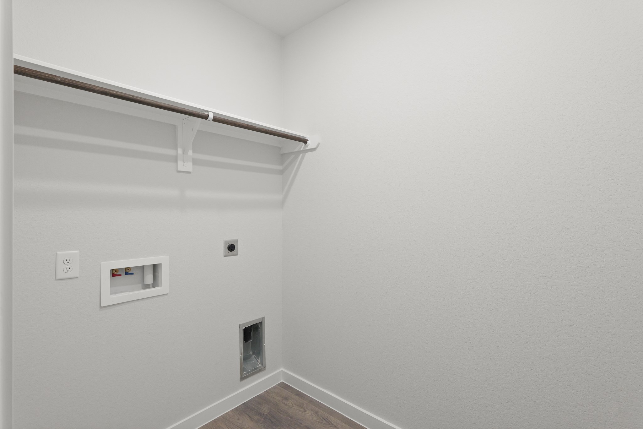 113 Water Grass Trail Property Photo 5