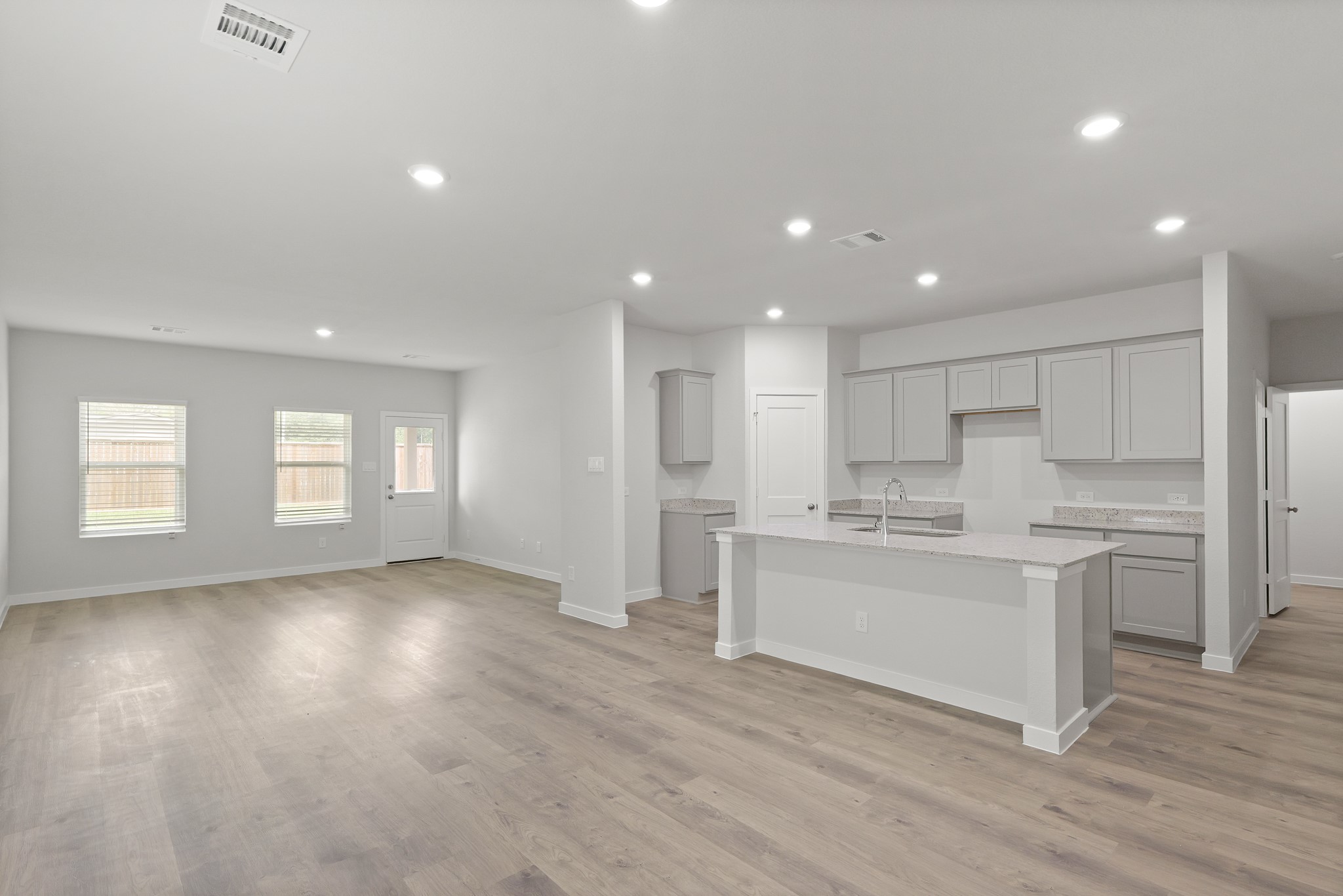 113 Water Grass Trail Property Photo 9
