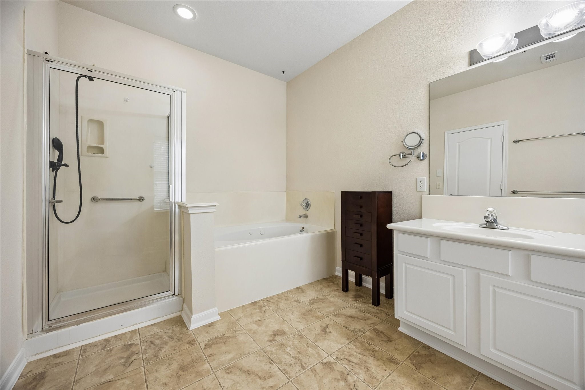 16546 Cypress Bridge Drive Property Photo 20