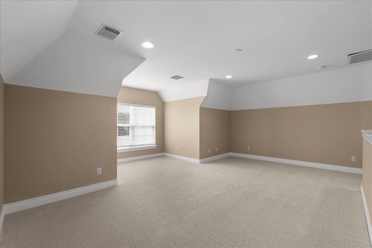 5624 Dolores St Property Photo 40