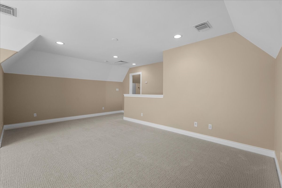 5624 Dolores St Property Photo 41