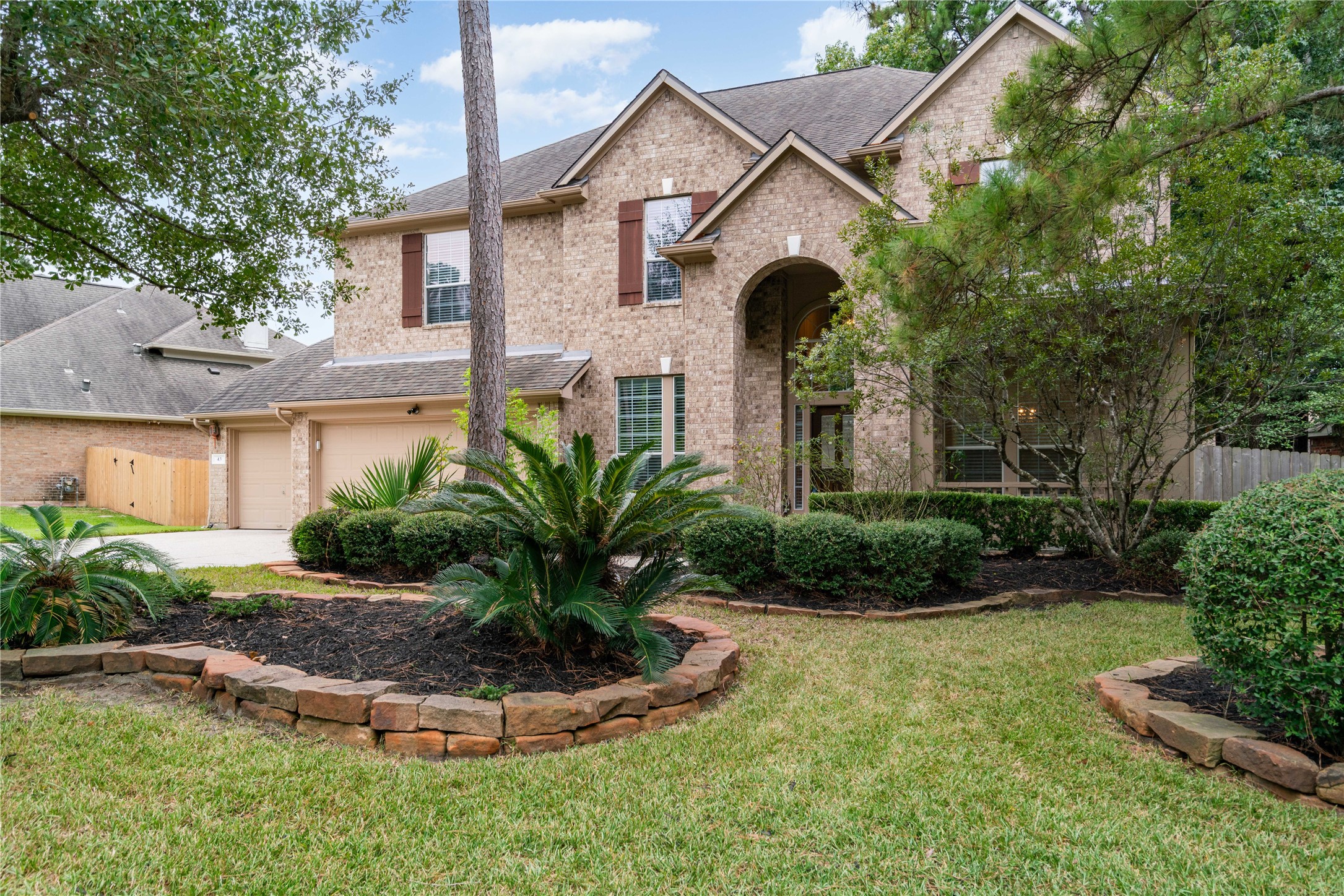 43 N Scribewood Circle Property Photo 2