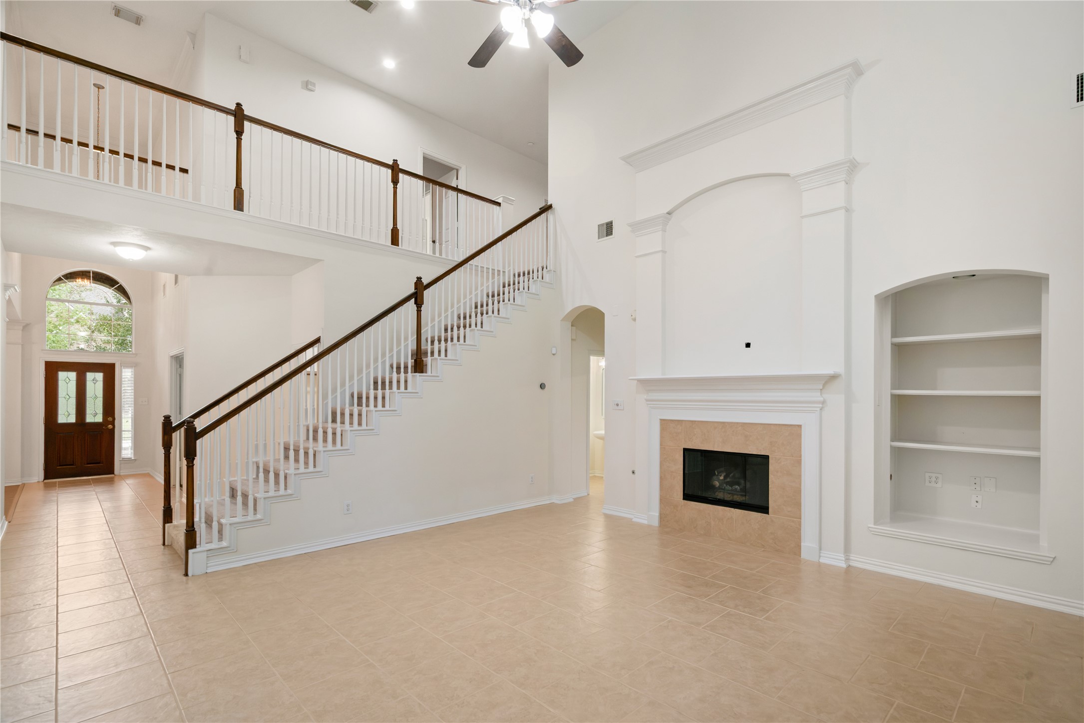 43 N Scribewood Circle Property Photo 4