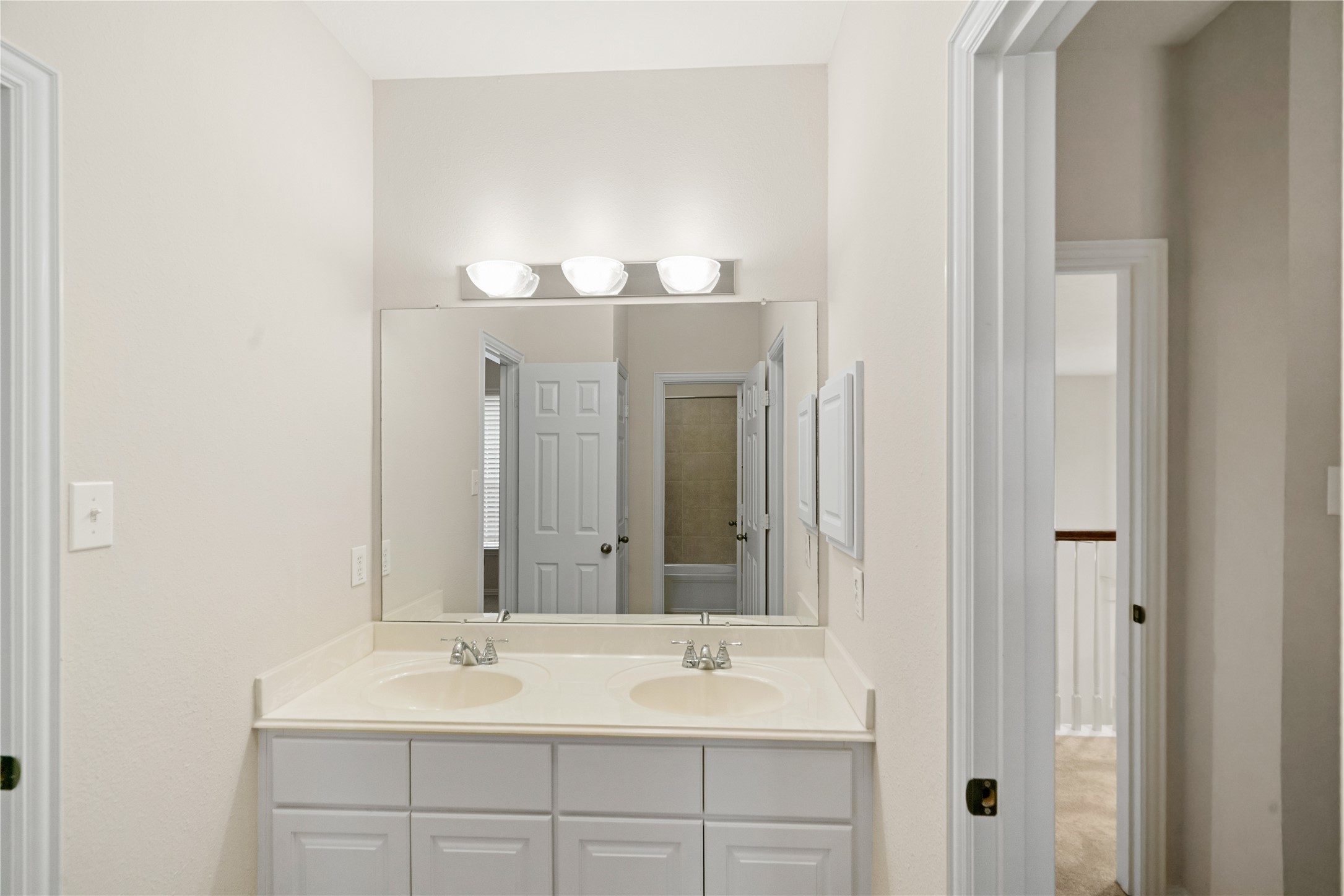 43 N Scribewood Circle Property Photo 30