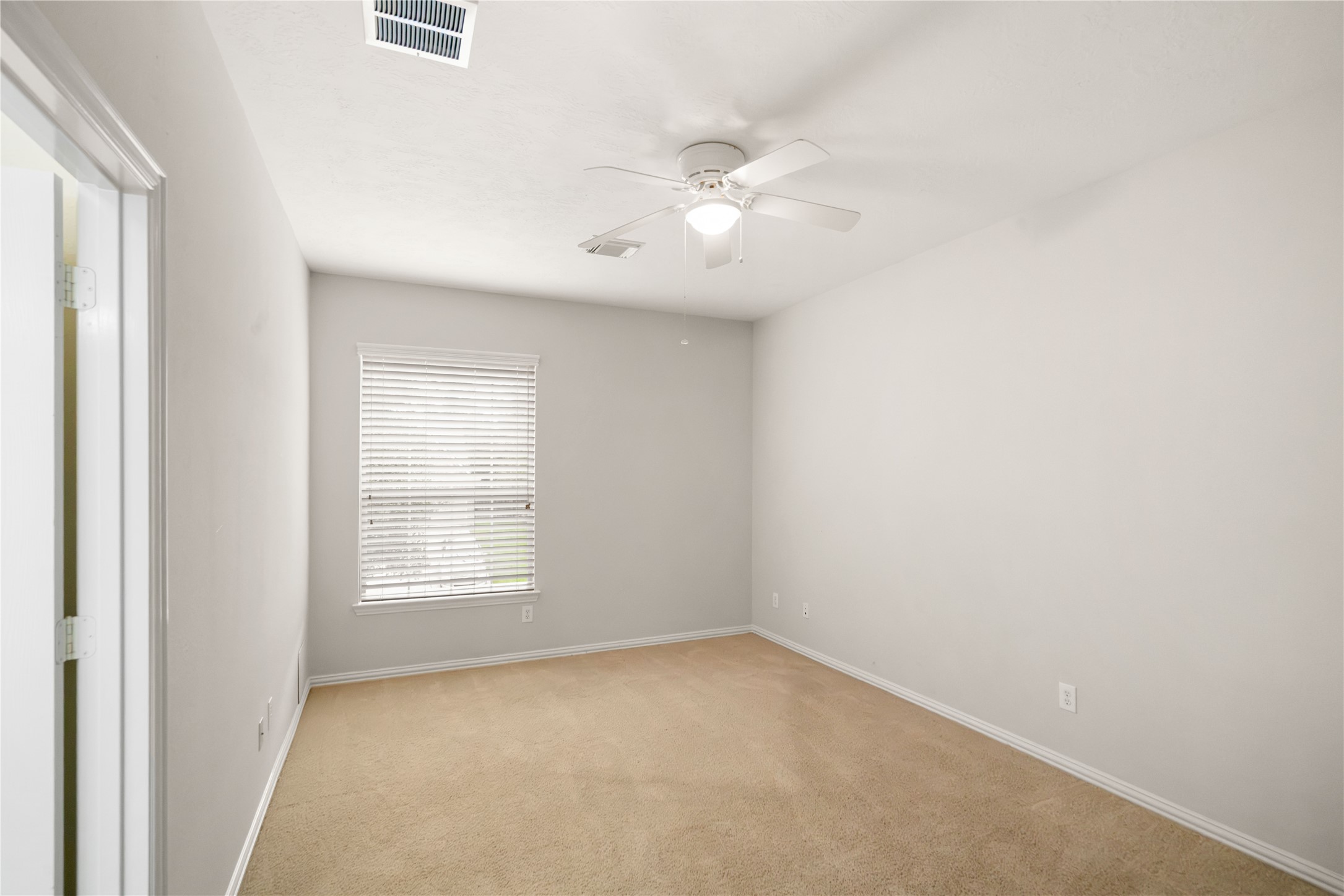 43 N Scribewood Circle Property Photo 31