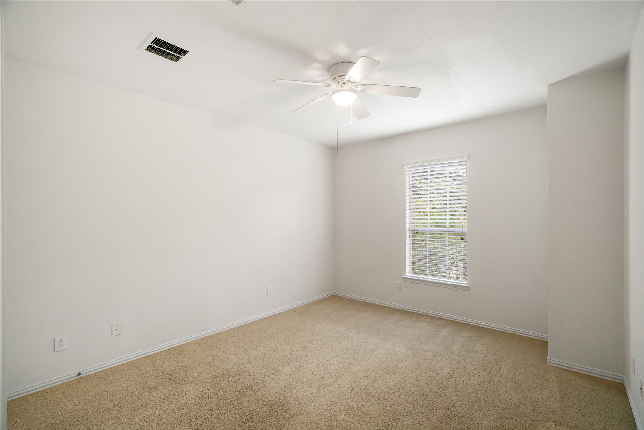 43 N Scribewood Circle Property Photo 36
