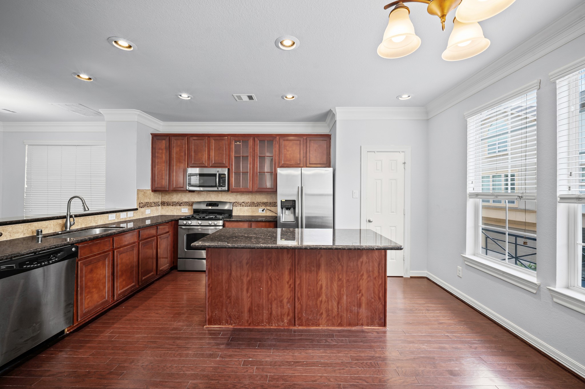 10722 Clearview Villa Property Photo 10
