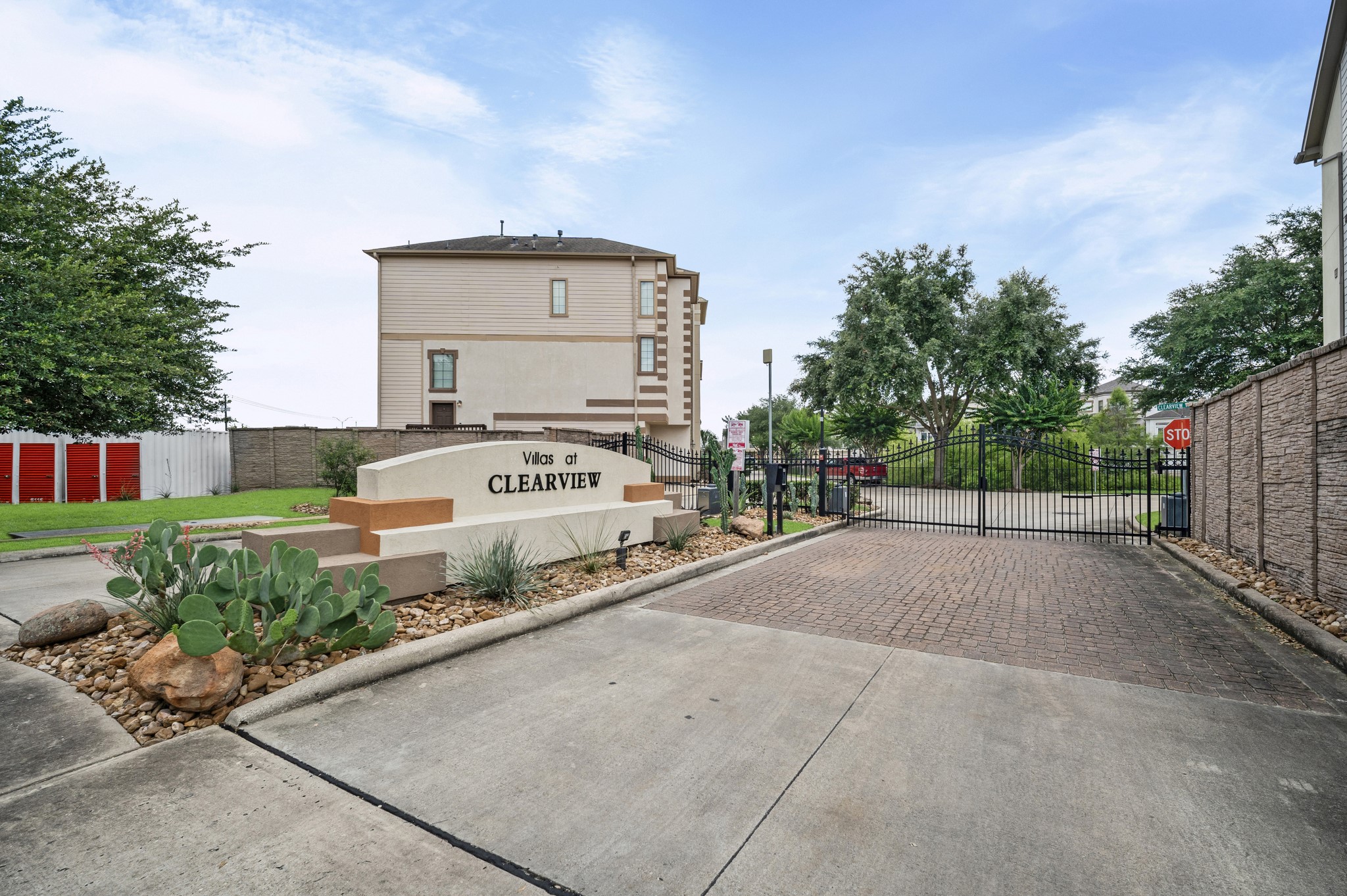 10722 Clearview Villa Property Photo 32